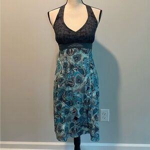 Athleta Pack Everywhere Halter Paisley Dress Activewear Womens size 2 / 4